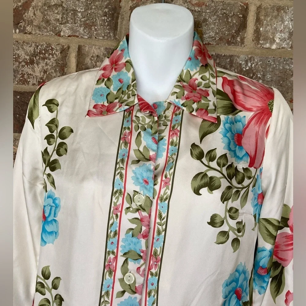 Plenty  silk floral printed blouse NWT Size Petite Small Flaw Vintage